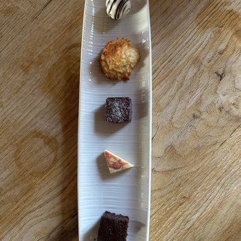 Signature Restaurant - Desserts - New American Near Me - San Antonio, Texas Signature Restaurant - Desserts - New American Near Me - San Antonio, Texas