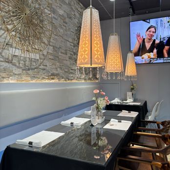 La Embajada - Dining room - Mediterranean Near Me - Miamisburg, Ohio