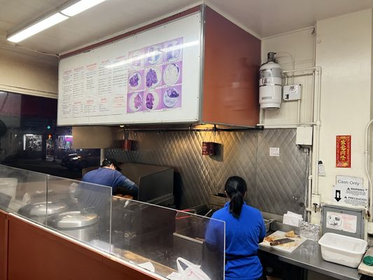 Hawaiian Drive Inn by null