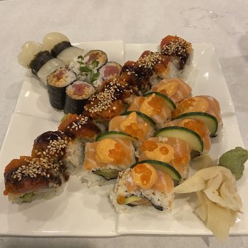 Shuhei - Scallop nigiri, spicy tuna roll, firecracker, South Pacific - Sushi Bars Near Me - Beachwood, Ohio