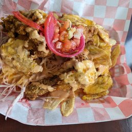 Pollo Con Tajadas
