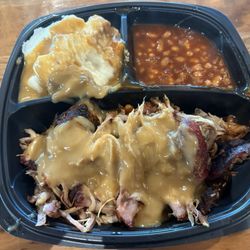 Hy-Vee Market Cafe - Pulled pork special evening meal