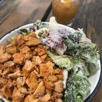 NIDO's BackYard - Ensalada Cesar - Mexican Near Me - Oakland, California