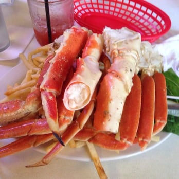 Half Shell - King crab and snow crab combo - Seafood Near Me - Chicago, Illinois