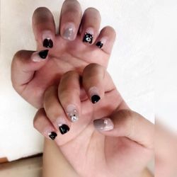 Divine Nails & Spa