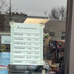 Loconsolo Paints - Hours