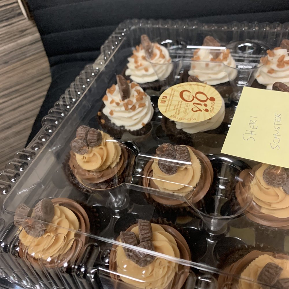Sweet Gi's - Skor and peanut butter chocolate cupcakes - Custom Cakes Near Me - Edmonton, Alberta Sweet Gi's - Skor and peanut butter chocolate cupcakes - Custom Cakes Near Me - Edmonton, Alberta