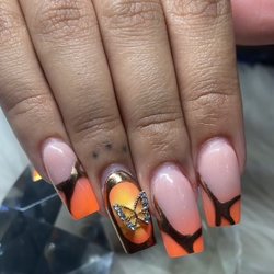 Bling Nails & Lashes