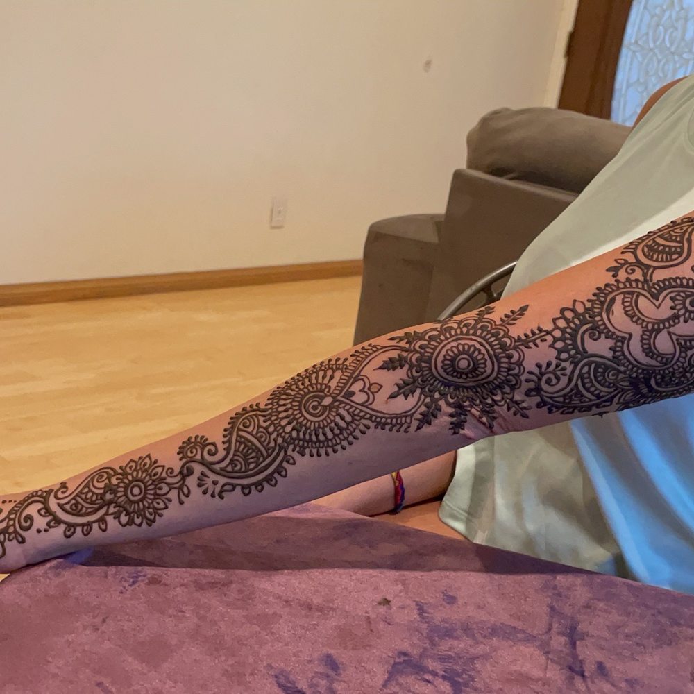 Henna By Dixita - Henna - Henna Artists Near Me