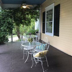Inn At Burwell Place - Porch