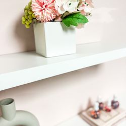 Chic Varnish Nails - Our Boutique salon offers manicures, pedicures, waxing & more.