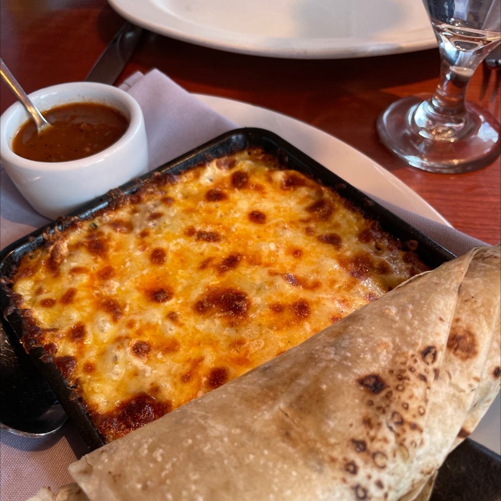 El Vez - Queso Fundido Con Carne - Mexican Near Me - Philadelphia, Pennsylvania El Vez - Queso Fundido Con Carne - Mexican Near Me - Philadelphia, Pennsylvania