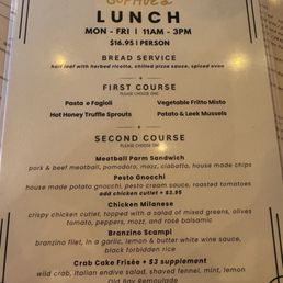 Lunch menu Monday -Friday Lunch menu Monday -Friday