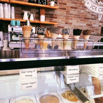 Rocky Point Ice Cream - Vegan options - Ice Cream & Frozen Yogurt Near Me - New Westminster, British Columbia Rocky Point Ice Cream - Vegan options - Ice Cream & Frozen Yogurt Near Me - New Westminster, British Columbia
