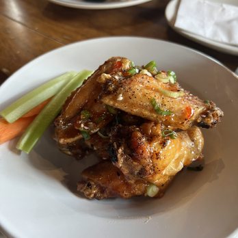 Queens Bully - Gastropubs Near Me - Forest Hills, New York