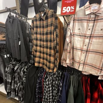 Old Navy - Men's Clothing Near Me - Riverside, California Old Navy - Men's Clothing Near Me - Riverside, California