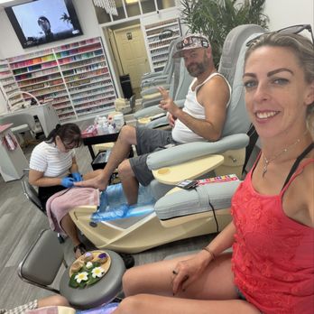 Shiny Nails - Bf getting his first manicure - Nail Salons Near Me - Brentwood, California