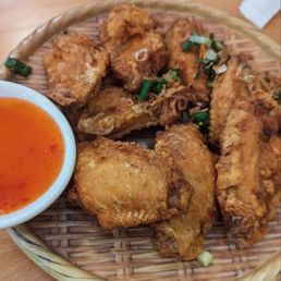 Salt & pepper wings