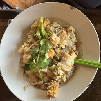 Thai's Thumbz - Richardson - Thai's Thumbz Noodle with tofu - Thai Near Me - Richardson, Texas