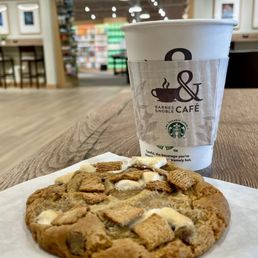 S'mores cookie and oatmilk latte