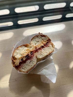 Cleo Bagels by null
