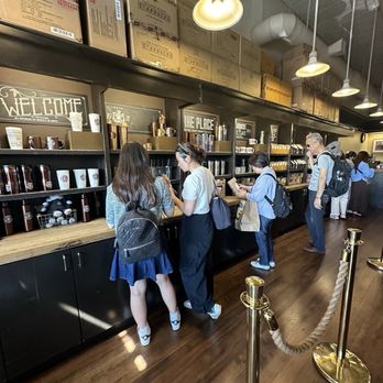 Starbucks - Coffee & Tea Near Me - Seattle, Washington