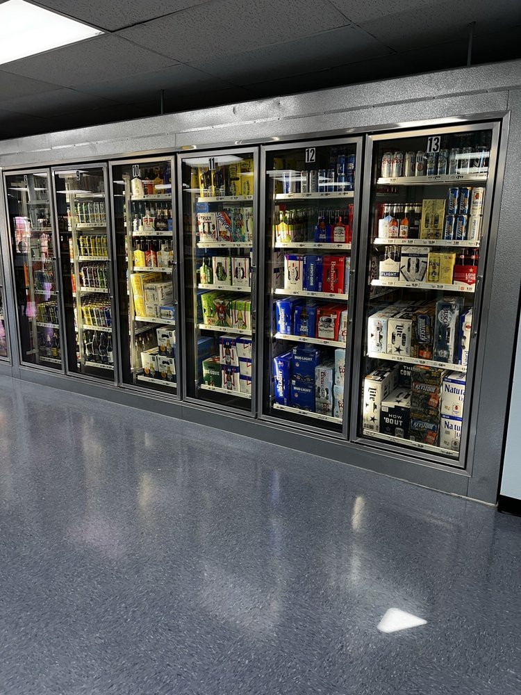 Food from Cheers Corner Liquor