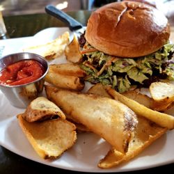 Pulled pork sandwich