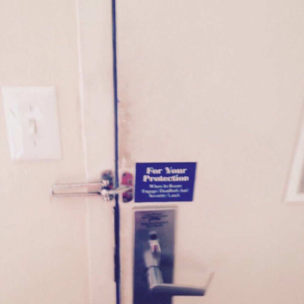 Motel 6 - Filthy door - Hotels Near Me - Brooklawn, New Jersey Motel 6 - Filthy door - Hotels Near Me - Brooklawn, New Jersey