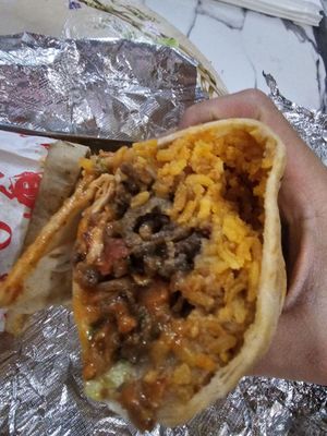 Pineda Tacos Plus by null