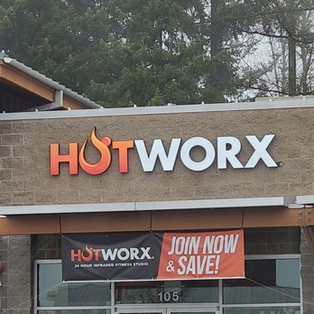 HOTWORX - Auburn, WA - Lakeland Hills - Outside - Yoga Near Me - Auburn, Washington