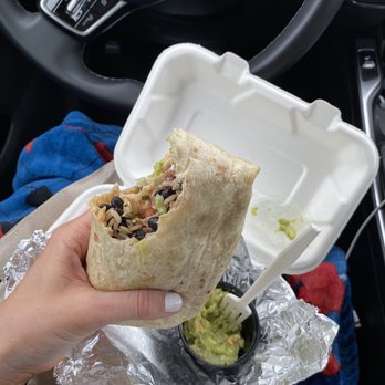 Big Wave Burritos - Chicken burrito - Mexican Near Me - Cape May, New Jersey