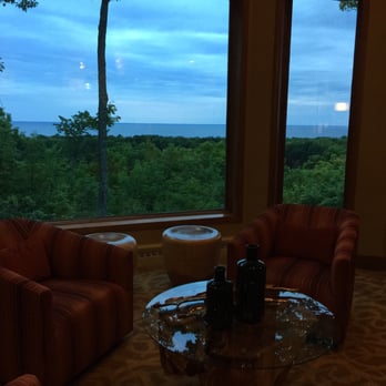 Landmark Resort - Resorts Near Me - Egg Harbor, Wisconsin Landmark Resort - Resorts Near Me - Egg Harbor, Wisconsin