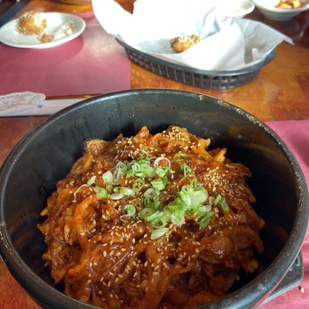 Koreander Restaurant - Jaeyuk Dupap - medium spice was VERY VERY spicy and hot pot kept the food really too hot while eating. - Korean Near Me - Montclair, New Jersey