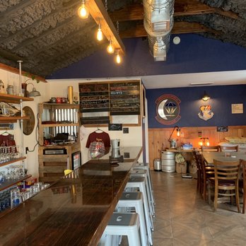 Bayou Pub - the inside of a restaurant - Breweries Near Me - Niceville, Florida