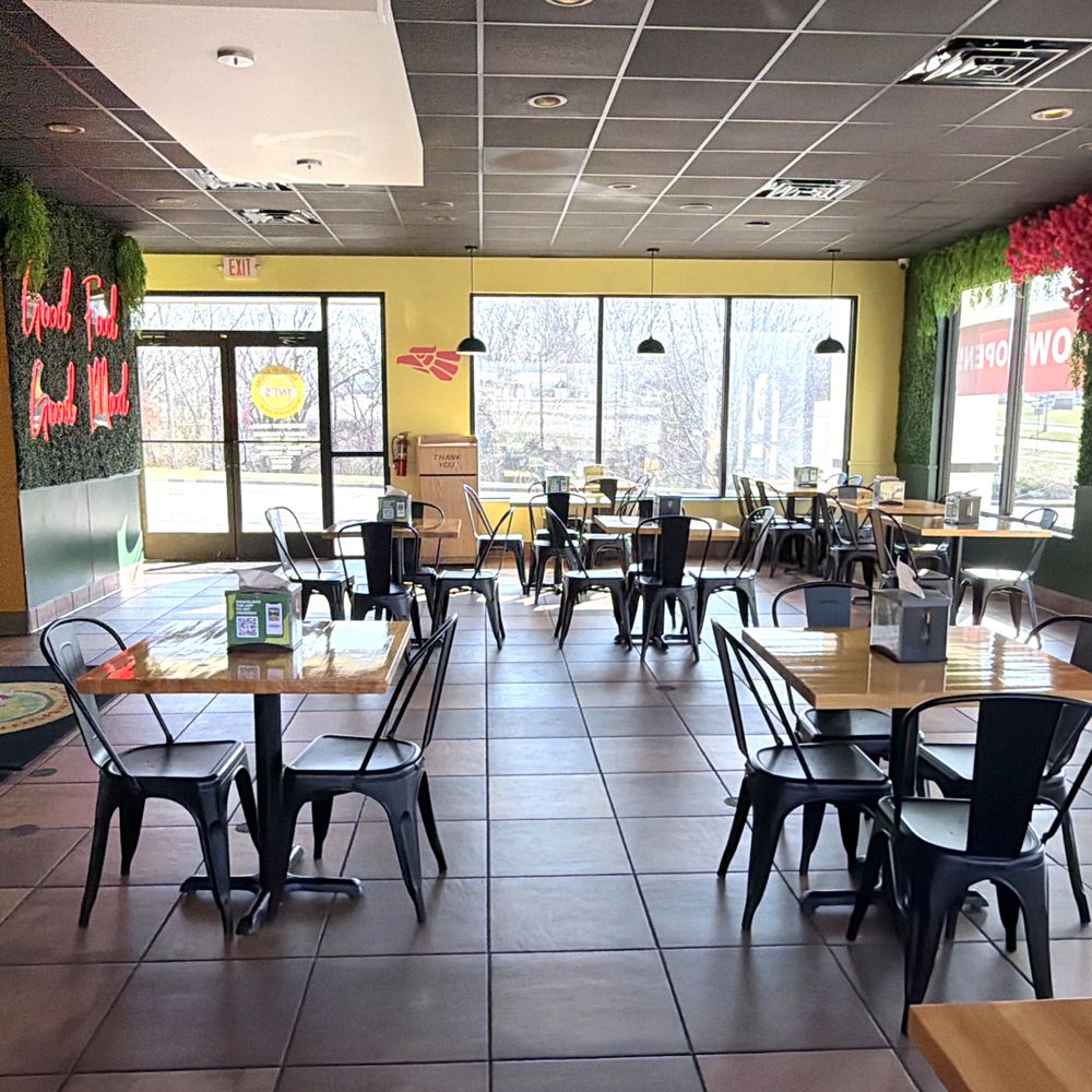 TNT's Tacos N' Tortas - Dining Area - Mexican Near Me - Olathe, Kansas TNT's Tacos N' Tortas - Dining Area - Mexican Near Me - Olathe, Kansas