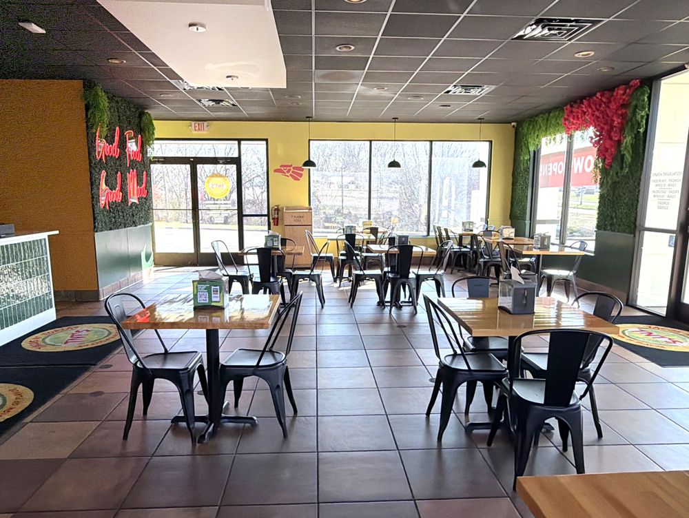 TNT's Tacos N' Tortas
