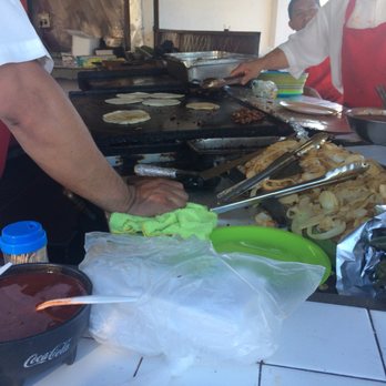 Tacos El Poblano - Tacos Near Me - Tijuana, BCN