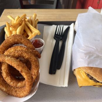 Bubba Burgers - Burgers Near Me - Kapaa, Hawaii