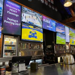 PKWY Tavern - Flamingo - Main Bar