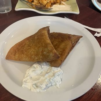 Pom & Olive - Mediterranean Near Me - Costa Mesa, California Pom & Olive - Mediterranean Near Me - Costa Mesa, California