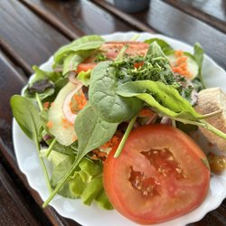 Strandlust - Salat trocken auf Kuchenteller? Essig&Öl erst auf Nachfrage