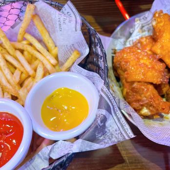 Mr. Dak - Chicken Wings Near Me - Flushing, New York