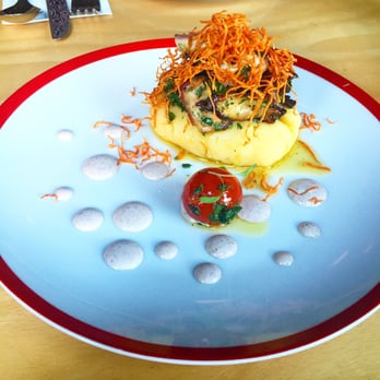 Chicha - Pulpo kaltes Kartoffelpüree und Olivenmayonaise - Peruvian Near Me - Berlin, BE