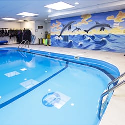 Underwater Safaris - Our IN STORE, heated pool where we do all of our confined water dives.