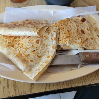 Los Azares Mexican Grill - Large Quesadilla with Chicken - Mexican Near Me - Chicago, Illinois
