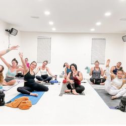 Somos Yoga