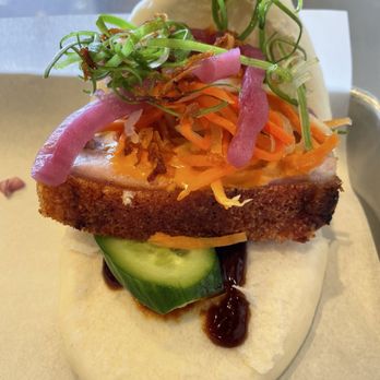 Baos Hog - Bolsa - Heo Quay Bao (TikTok: @justandyvu) - Chinese Near Me - Garden Grove, California
