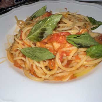 Carbone - Spaghetti Puttanesca - Italian Near Me - New York, New York Carbone - Spaghetti Puttanesca - Italian Near Me - New York, New York