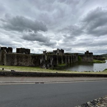 Caerphilly Castle - Landmarks & Historical Buildings Near Me - Caerphilly, CAY